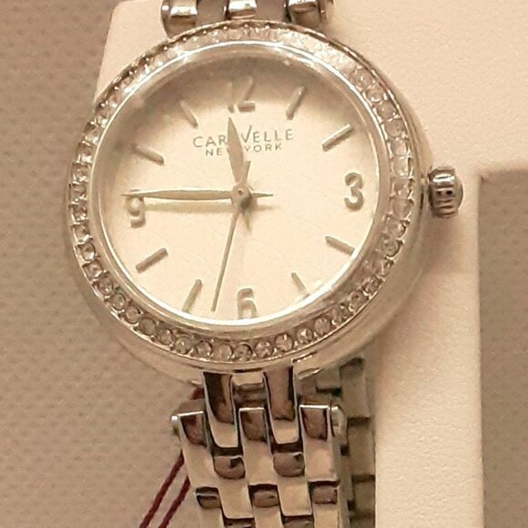 New silver tone watch with crystals - Picture 9 of 12